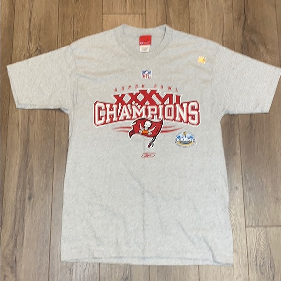 Reebok Other - Super Bowl XXXVII Champion Tampa Bay Bucs T-Shirt